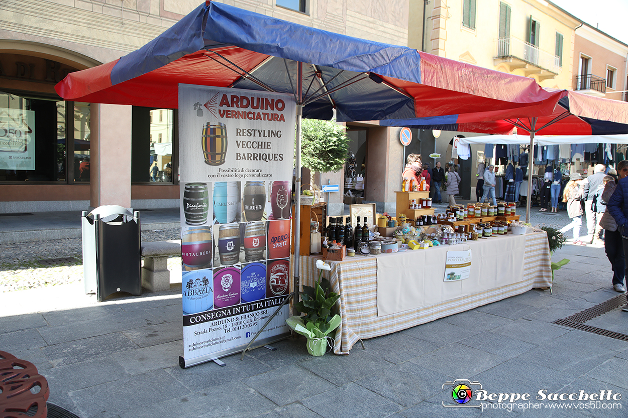 VBS_6734 - Fiera Storica di San Giuseppe 2024 - Alla Corte del Vino Barbera...la Salsiccia di Bra.jpg